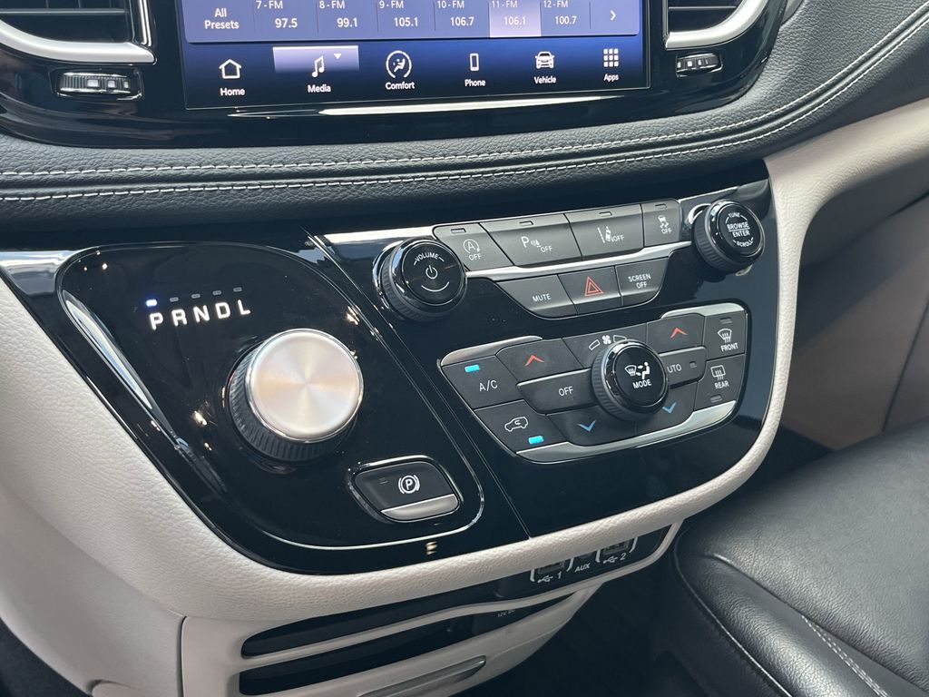 used 2022 Chrysler Pacifica car, priced at $26,991