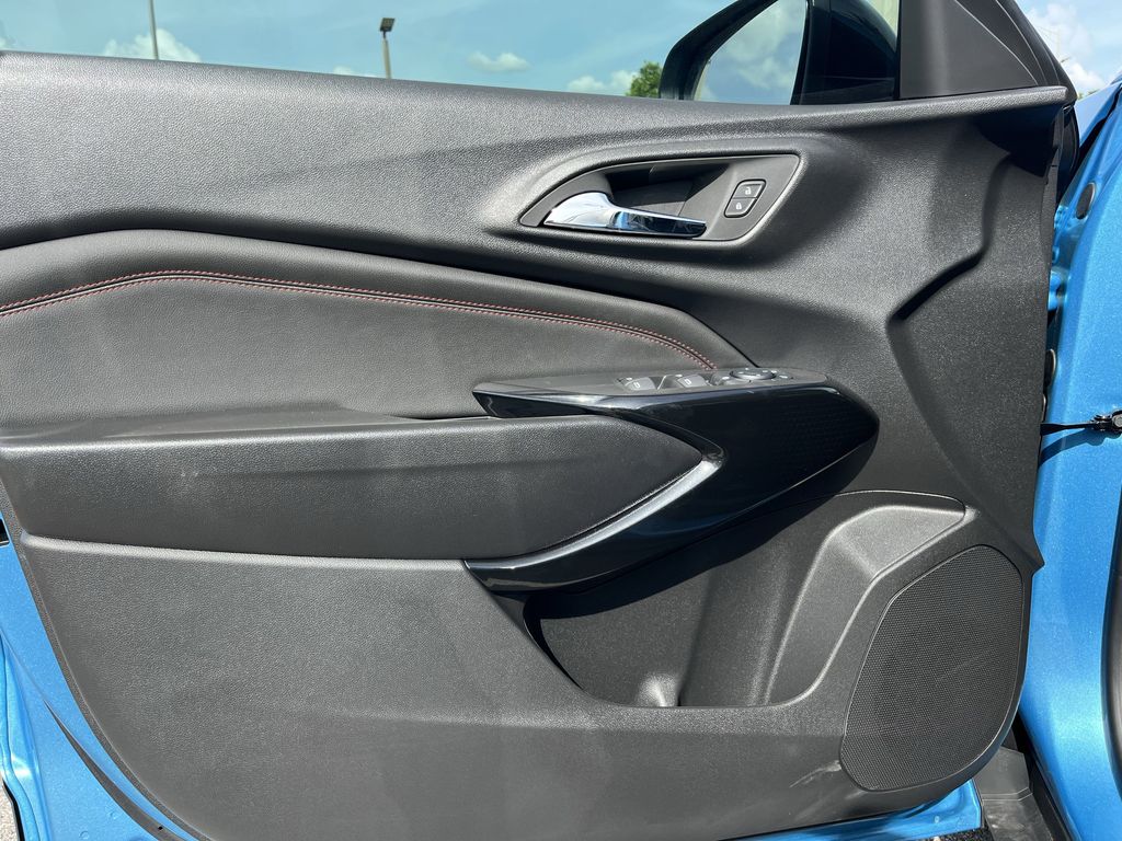new 2025 Chevrolet Trax car, priced at $23,877