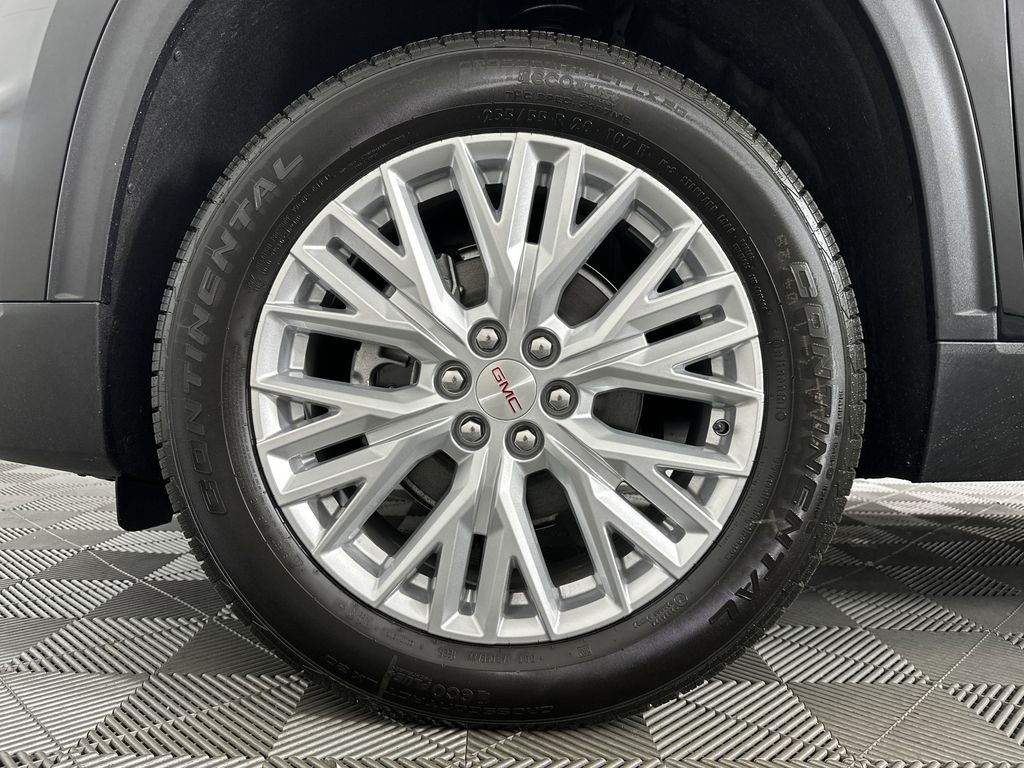 new 2025 GMC Acadia car, priced at $45,824