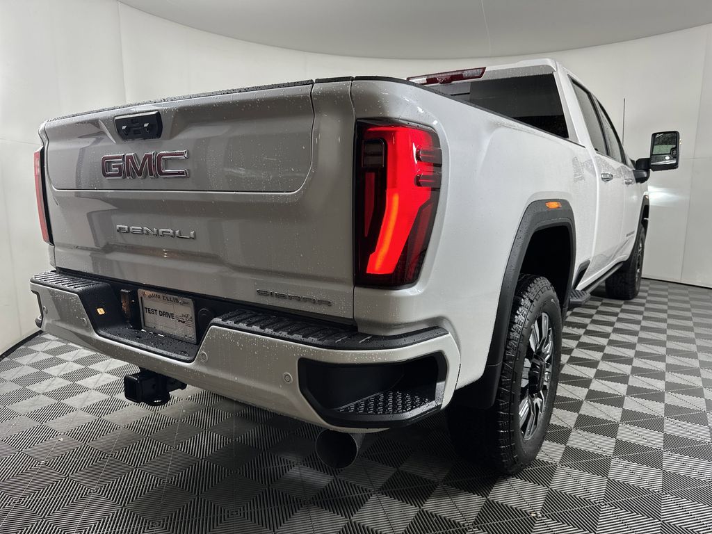 new 2025 GMC Sierra 2500HD car, priced at $85,639