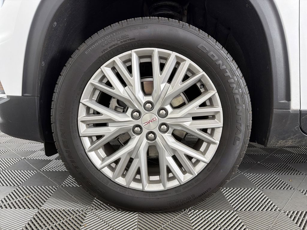 new 2025 GMC Acadia car, priced at $40,930