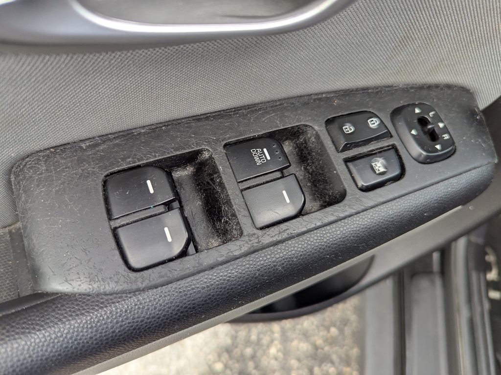 used 2015 Kia Soul car, priced at $7,592