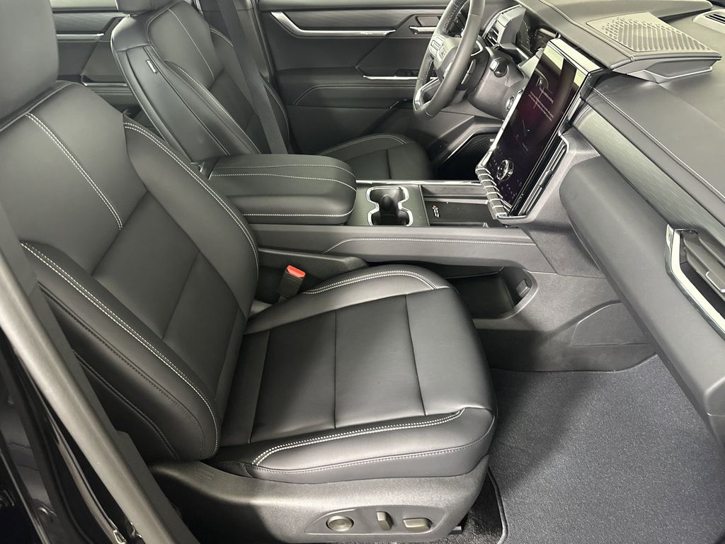 new 2025 GMC Acadia car, priced at $46,425