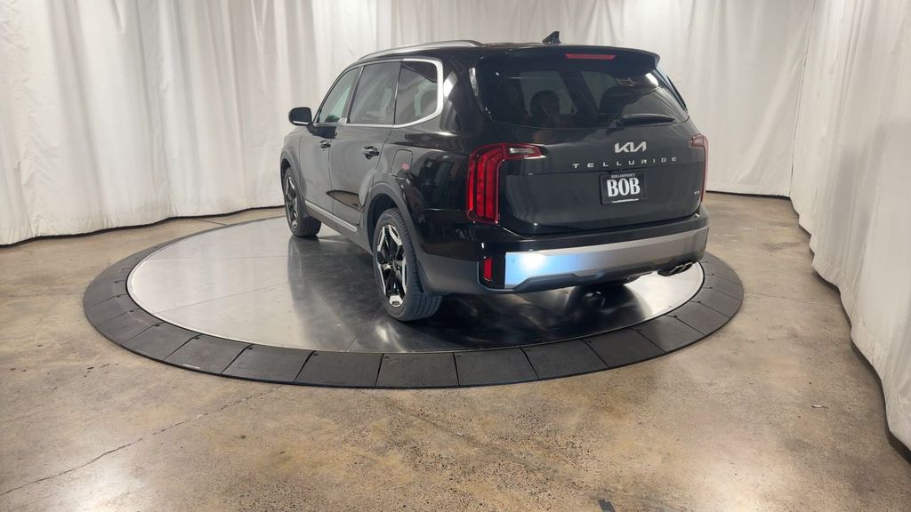 new 2025 Kia Telluride car, priced at $41,593