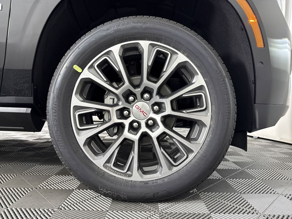 new 2025 GMC Yukon XL car, priced at $97,374