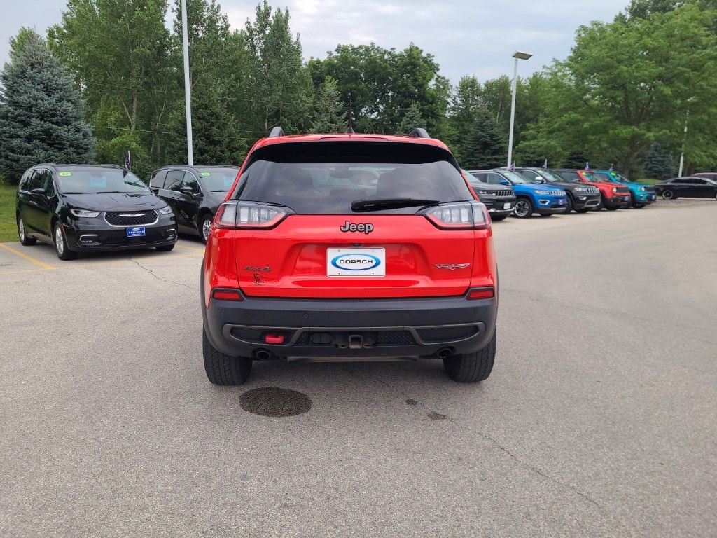 used 2019 Jeep Cherokee car, priced at $17,637