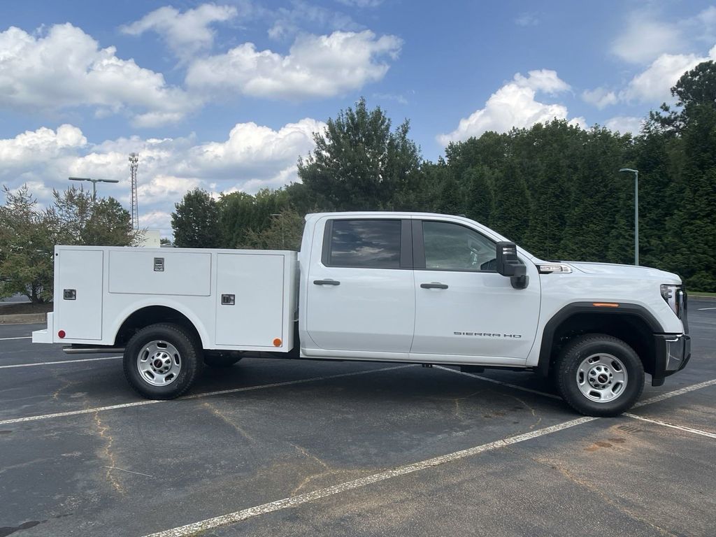 new 2024 GMC Sierra 2500HD car, priced at $46,133