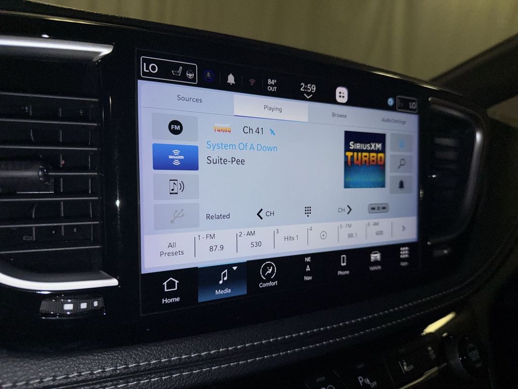 used 2021 Chrysler Pacifica Hybrid car, priced at $27,482
