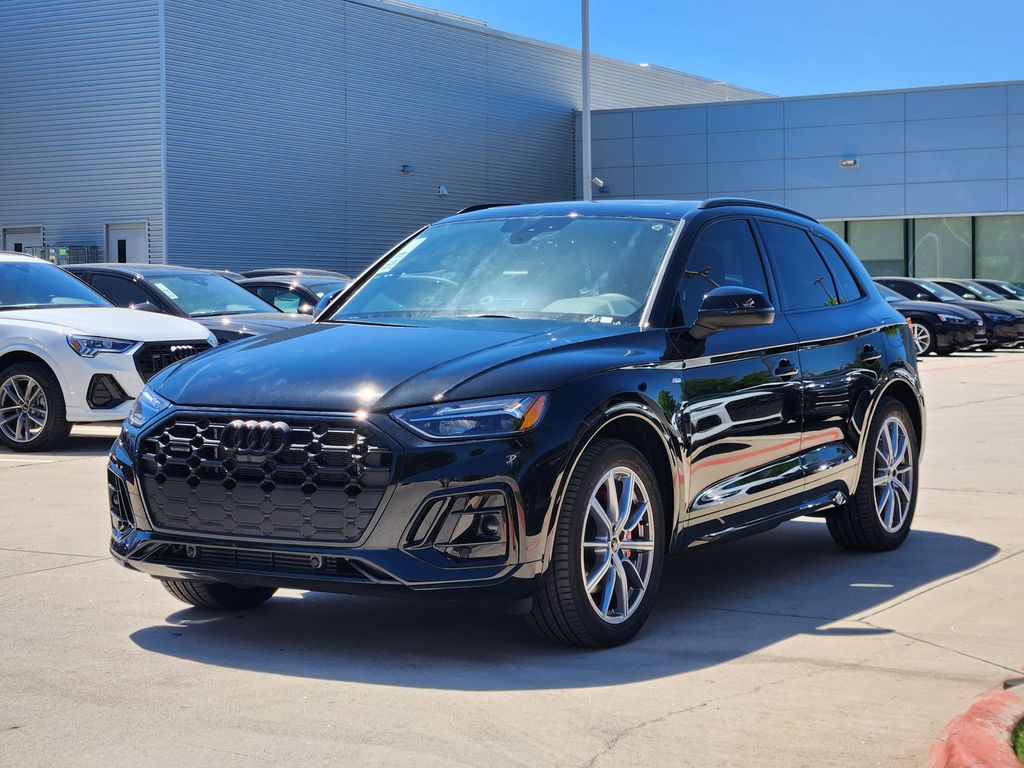 new 2025 Audi Q5 e car, priced at $71,385