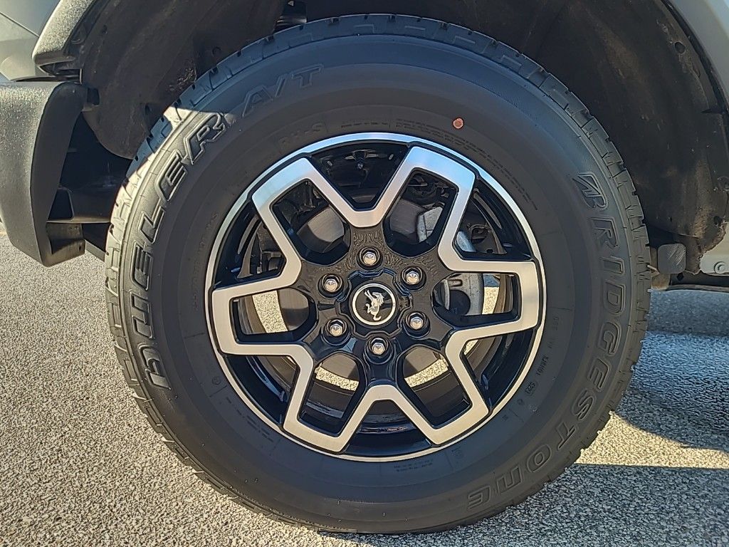 used 2023 Ford Bronco car, priced at $37,462