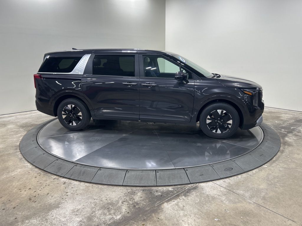 new 2026 Kia Carnival Hybrid car, priced at $40,982