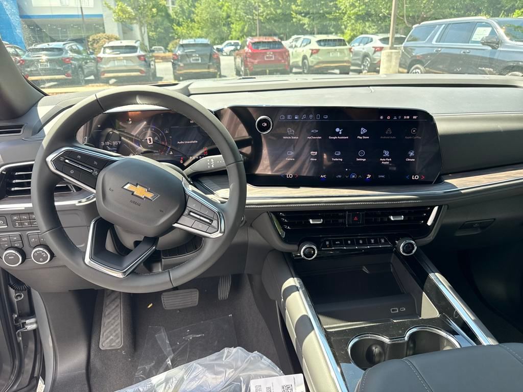 new 2025 Chevrolet Suburban car, priced at $69,445