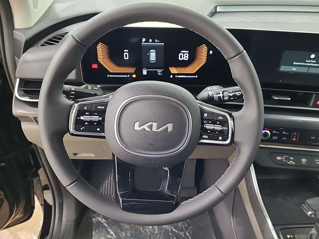 new 2025 Kia Carnival car, priced at $39,905