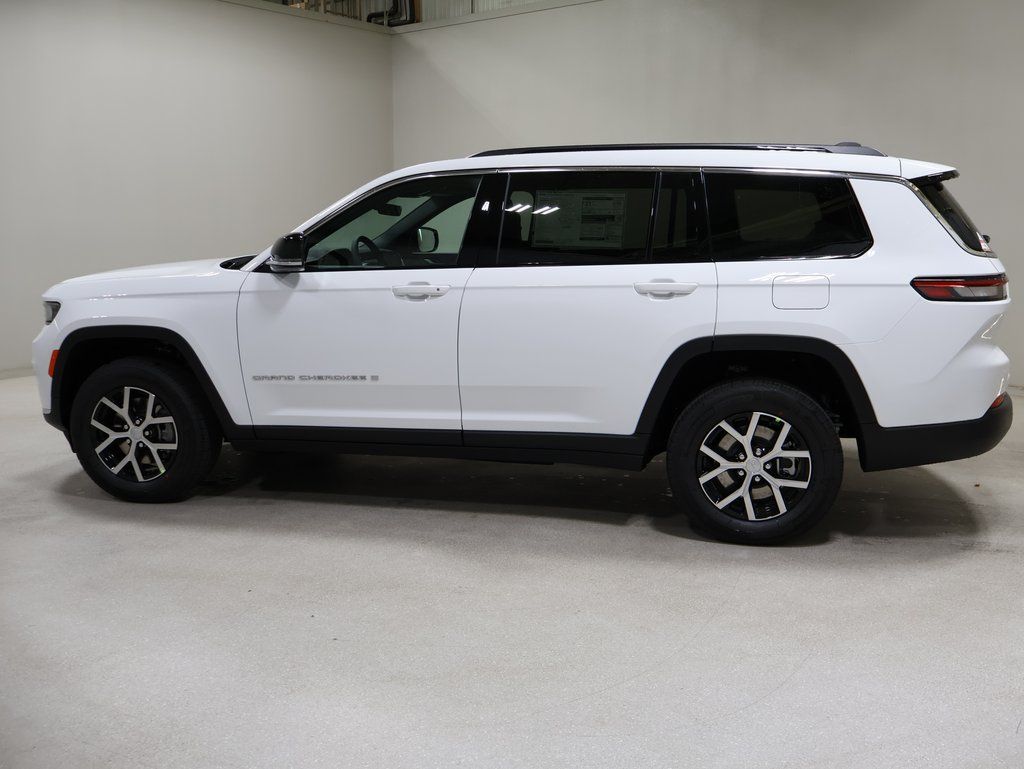 new 2025 Jeep Grand Cherokee L car, priced at $47,700