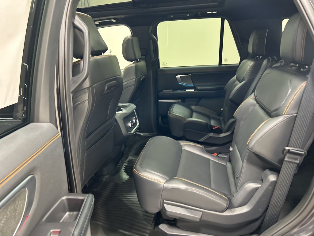 used 2025 Ford Expedition car, priced at $83,462