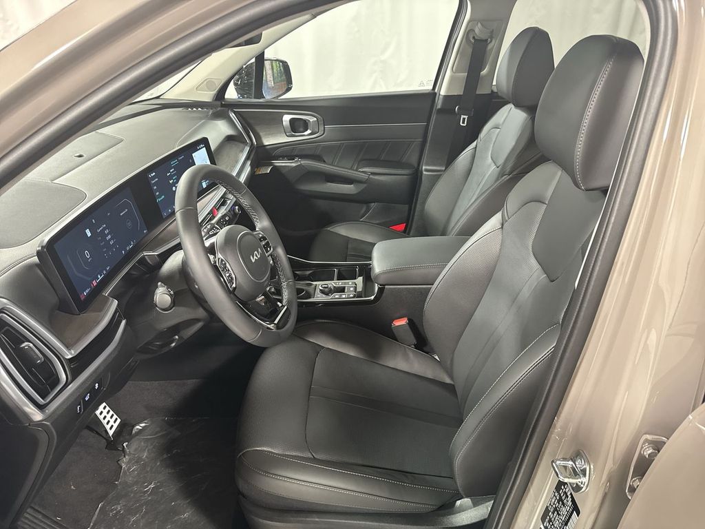 new 2025 Kia Sorento car, priced at $43,314