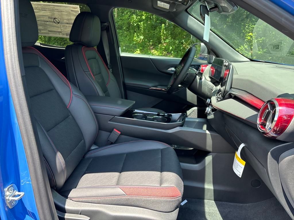 new 2026 Chevrolet Equinox car, priced at $36,395