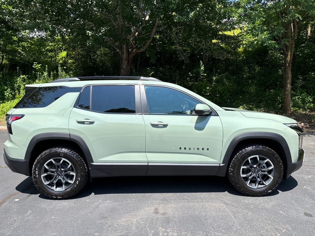 new 2026 Chevrolet Equinox car, priced at $38,290
