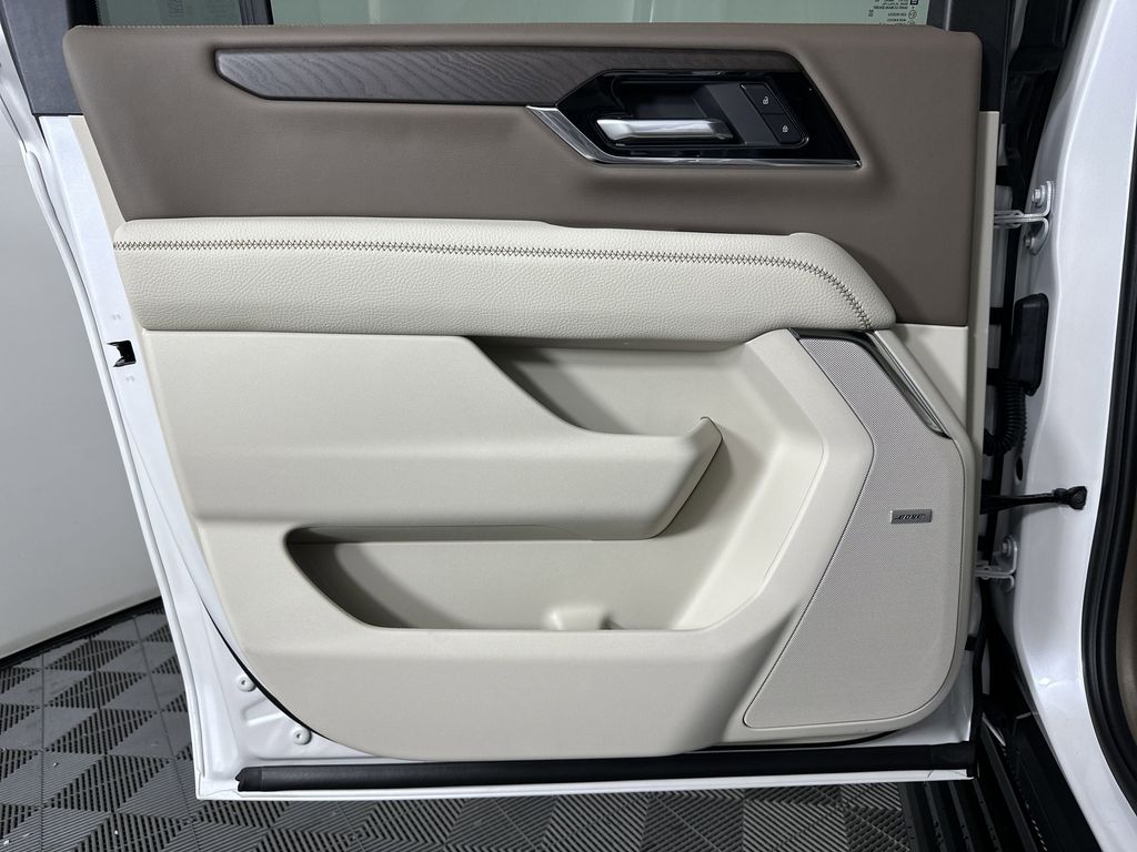 new 2025 GMC Yukon XL car, priced at $92,359