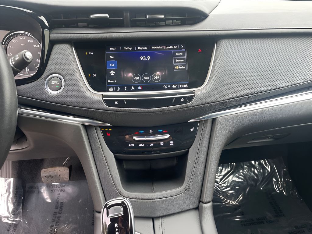 used 2022 Cadillac XT5 car, priced at $36,950