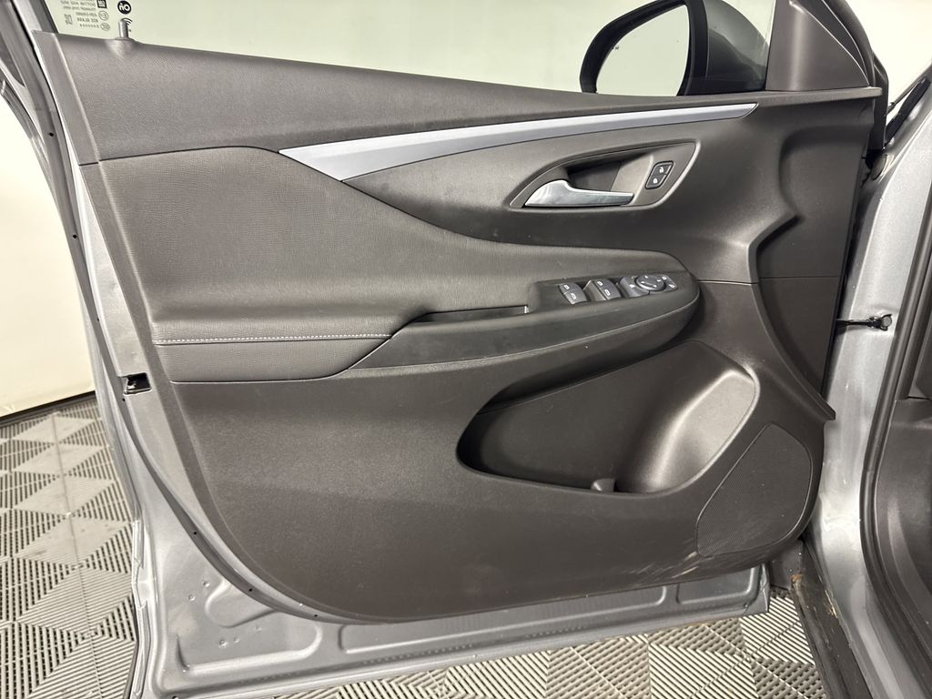 used 2025 Buick Envista car, priced at $22,897