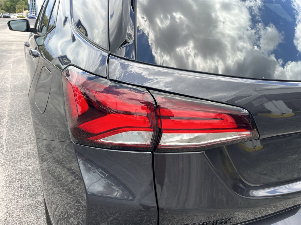 used 2022 Chevrolet Equinox car, priced at $23,349