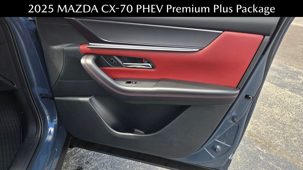 new 2025 Mazda CX-70 PHEV car, priced at $57,985