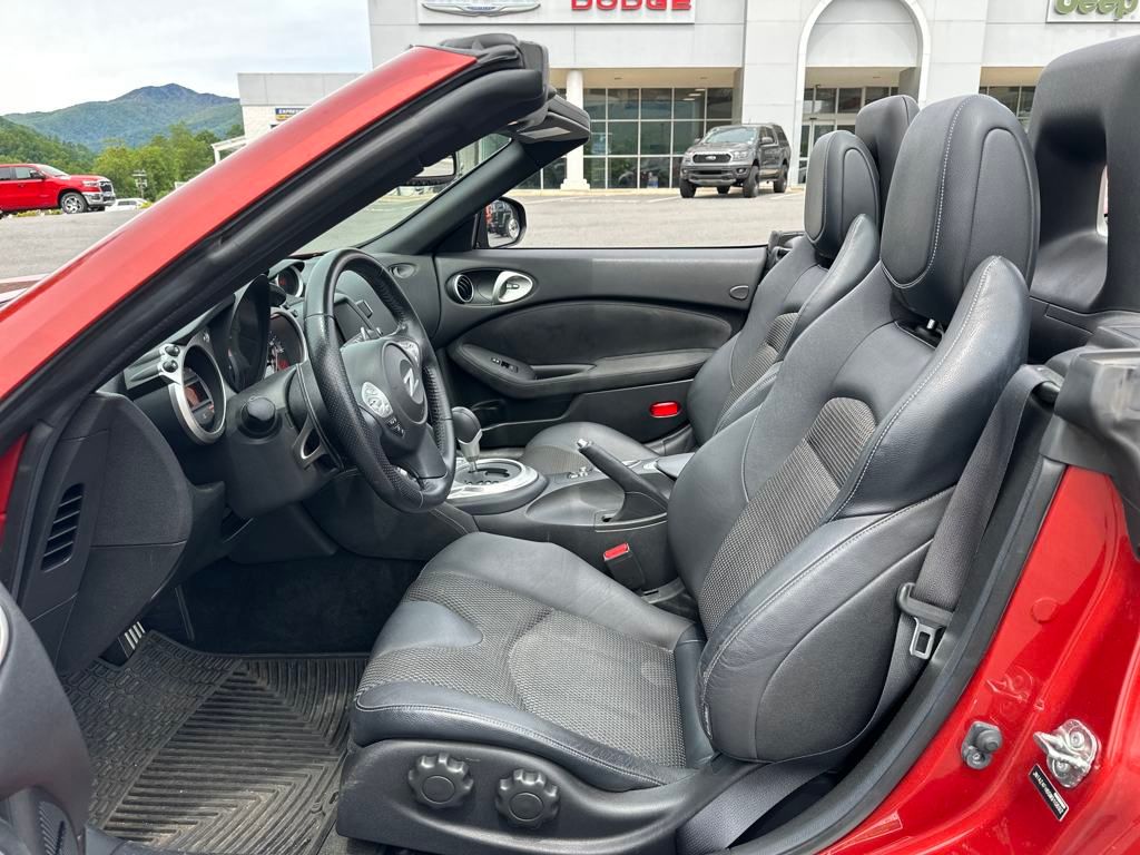 used 2016 Nissan 370Z car, priced at $21,400