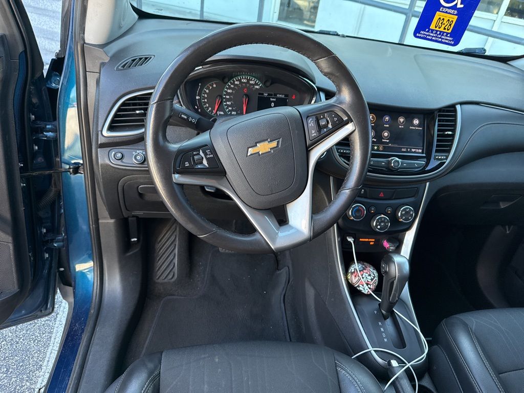 used 2020 Chevrolet Trax car, priced at $10,662