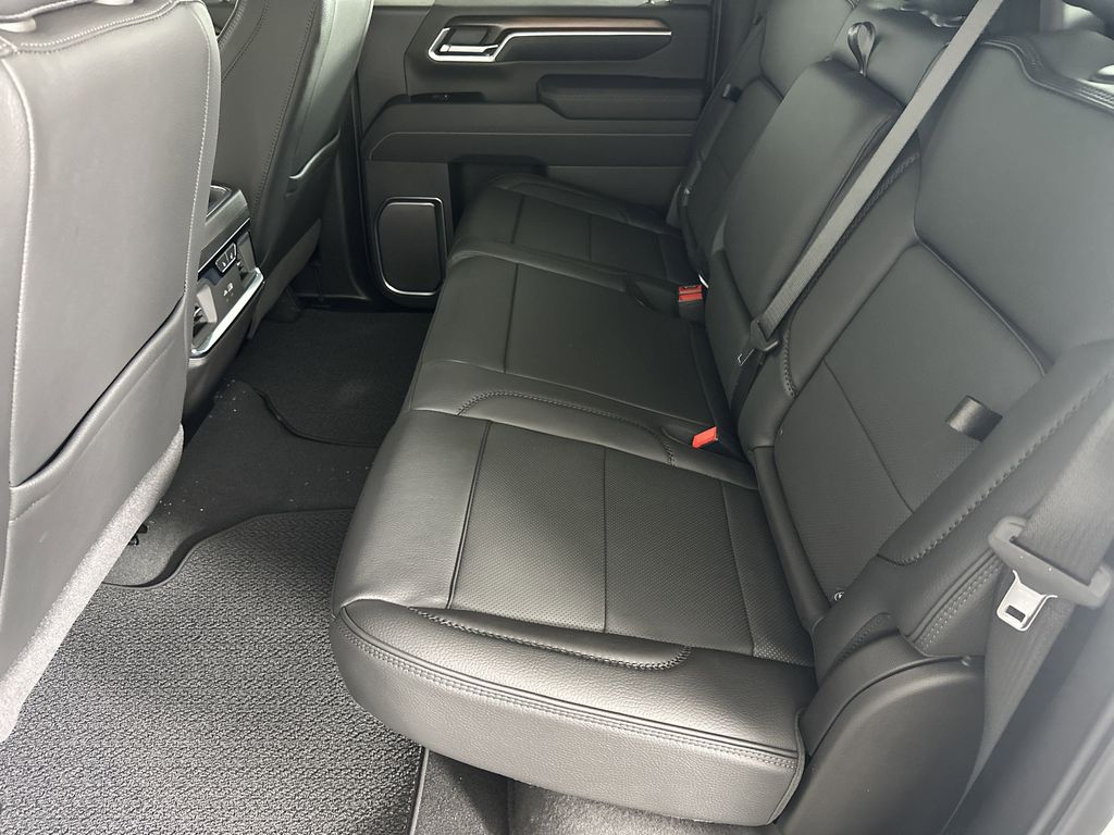 new 2025 GMC Sierra 2500HD car, priced at $86,069