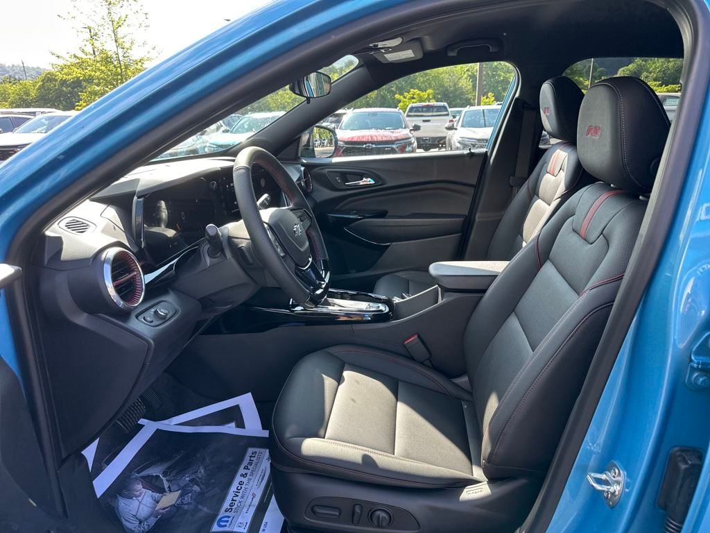 new 2025 Chevrolet Trax car, priced at $26,290