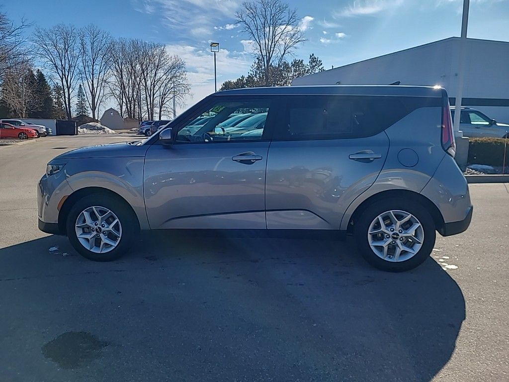 used 2024 Kia Soul car, priced at $18,667