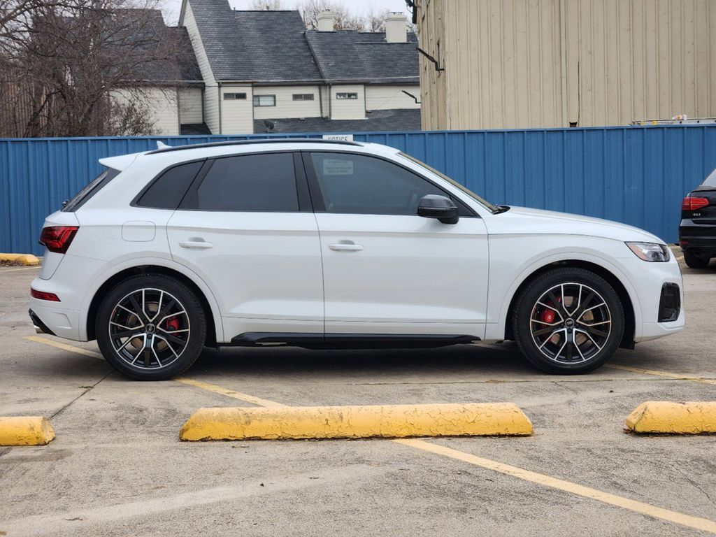new 2025 Audi SQ5 car, priced at $73,690