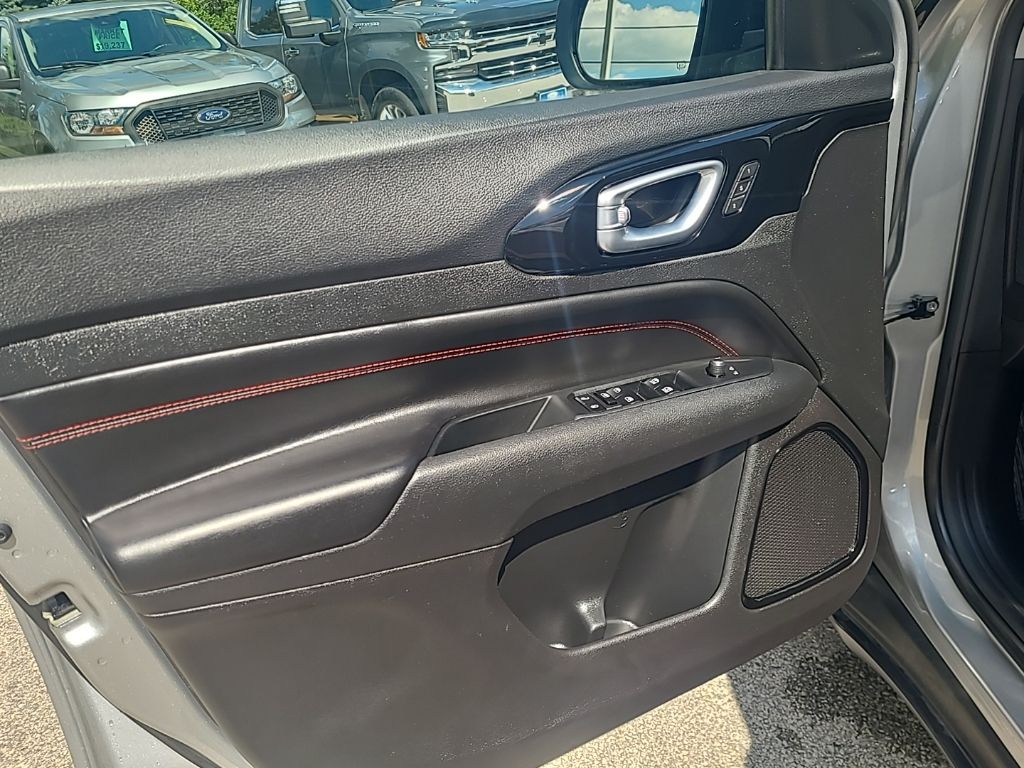used 2022 Jeep Compass car, priced at $22,389