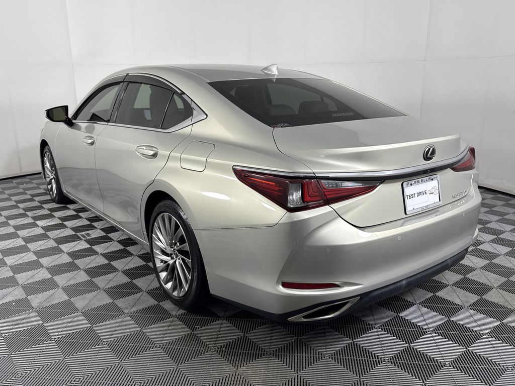 used 2019 Lexus ES car, priced at $30,367