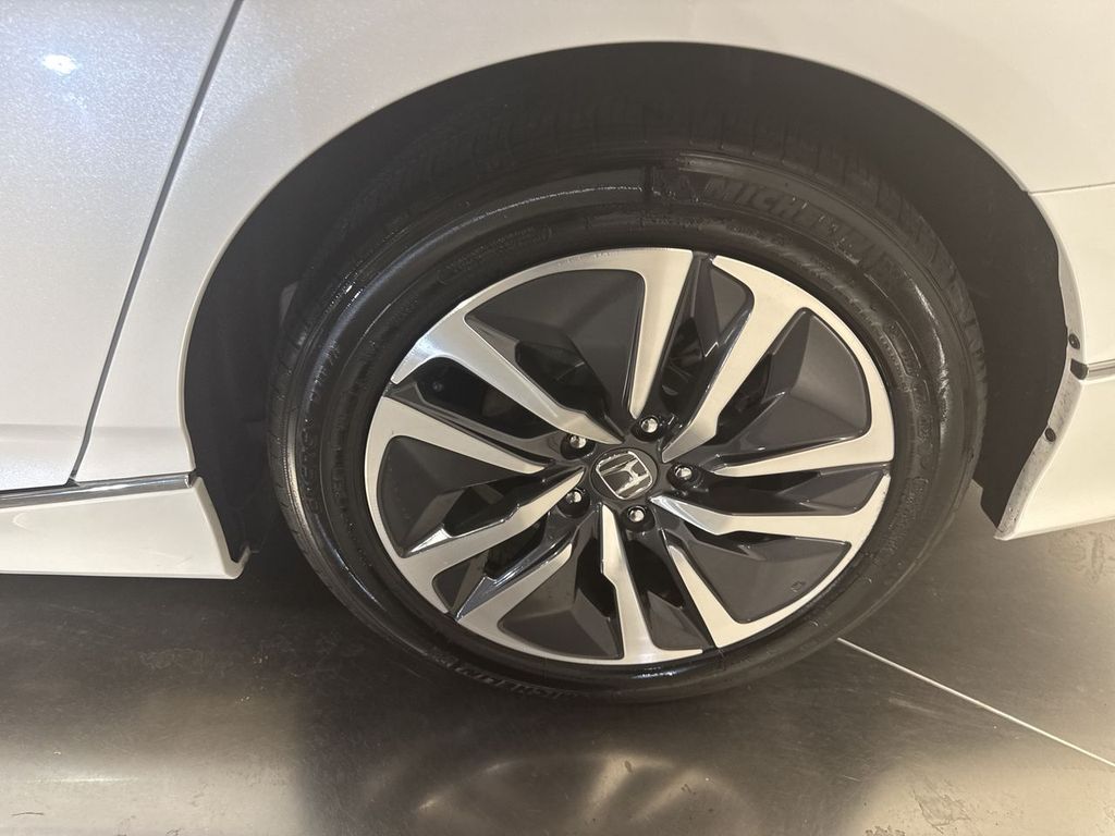used 2022 Honda Accord Hybrid car, priced at $28,500