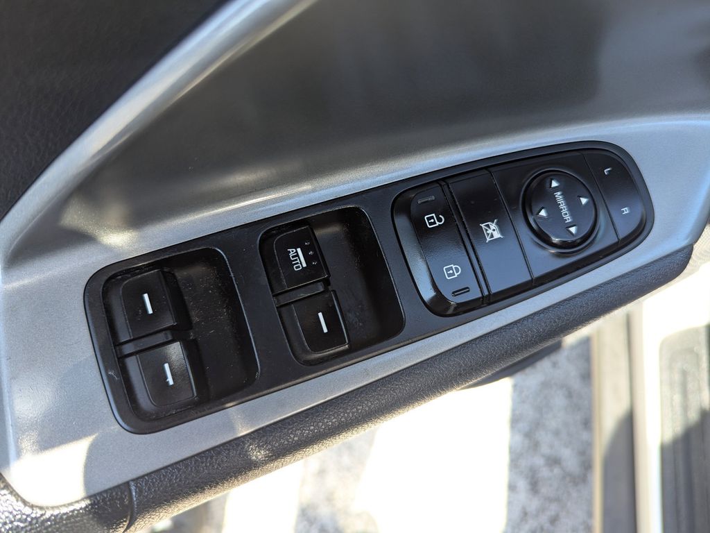 used 2019 Kia Niro car, priced at $7,293