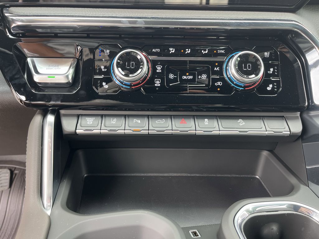new 2025 GMC Sierra 2500HD car, priced at $89,650