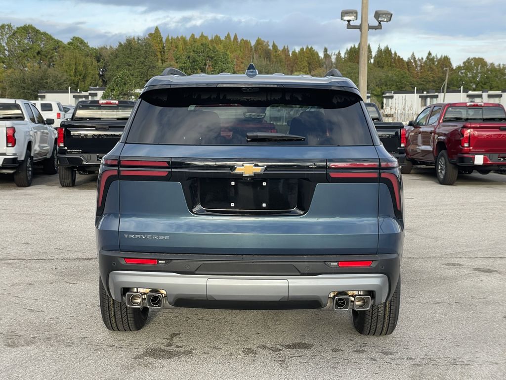 new 2026 Chevrolet Traverse car, priced at $37,495