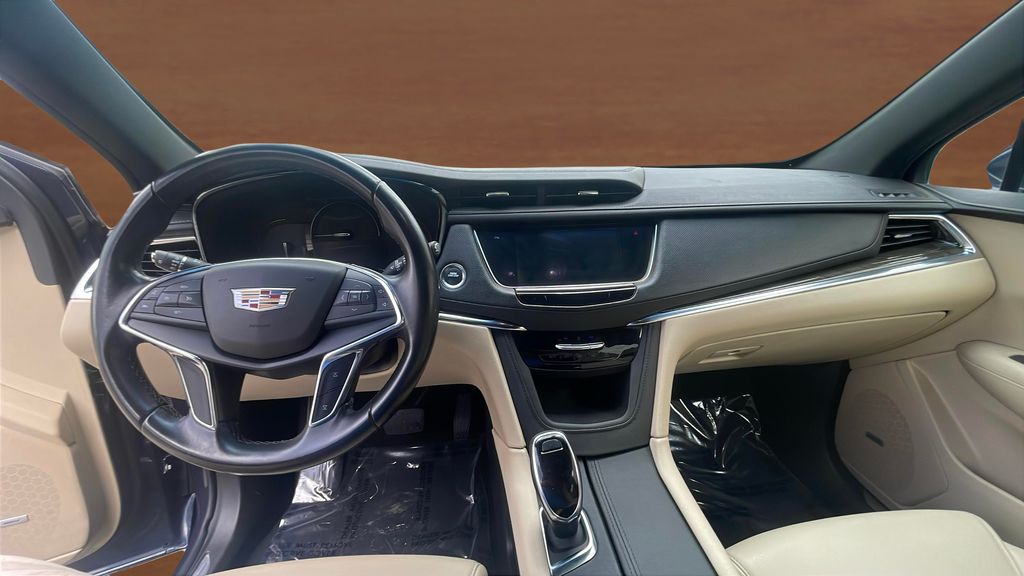 used 2019 Cadillac XT5 car, priced at $19,500