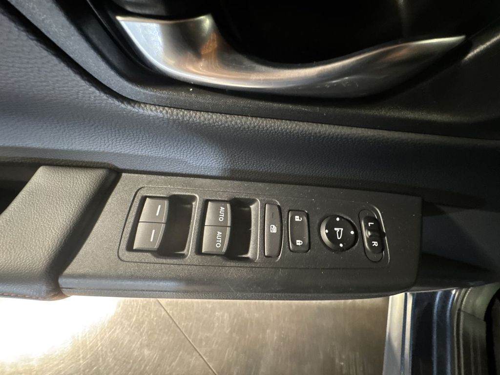 used 2024 Honda CR-V Hybrid car, priced at $34,992