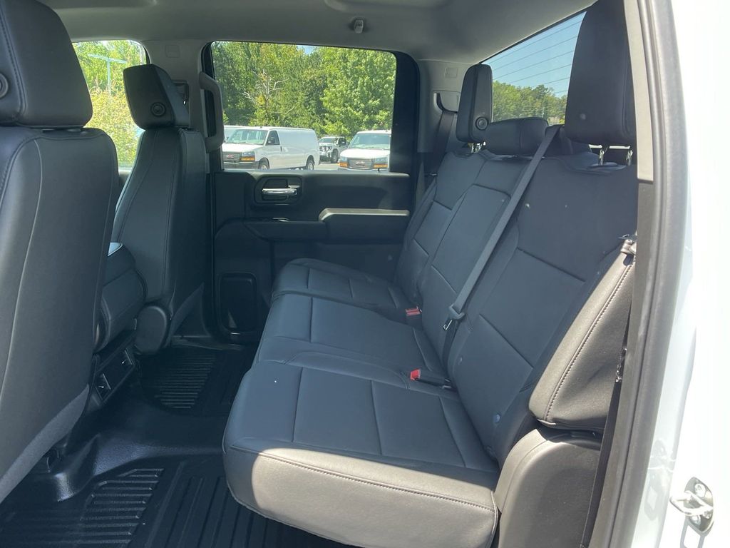 new 2024 GMC Sierra 2500HD car, priced at $48,933