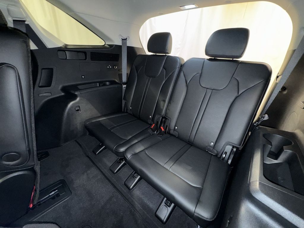 new 2025 Kia Sorento car, priced at $45,280