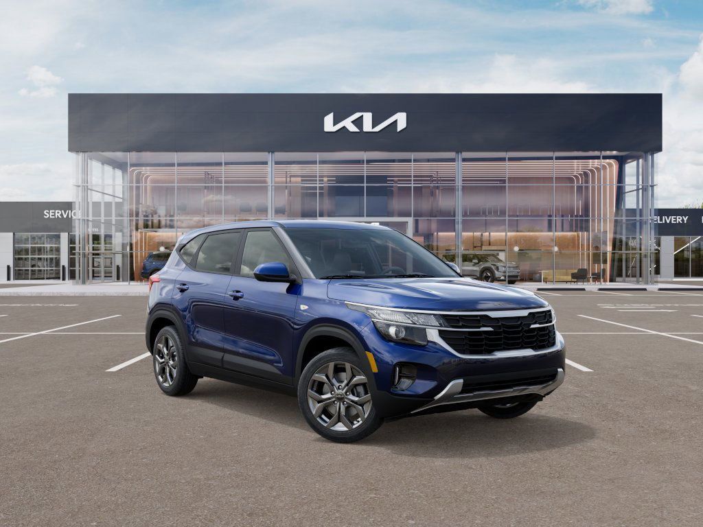 new 2025 Kia Seltos car, priced at $25,600