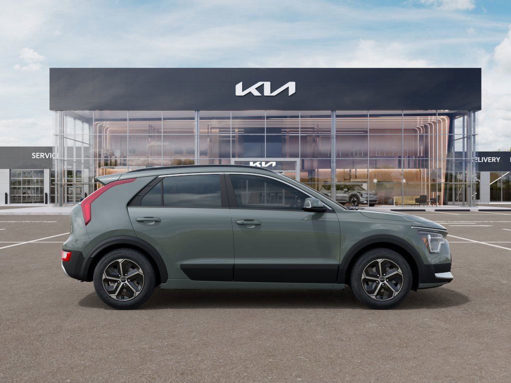 new 2025 Kia Niro car, priced at $26,893