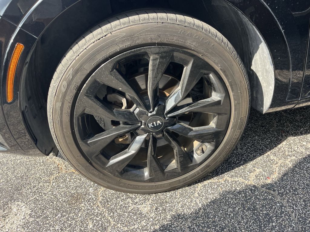 used 2021 Kia Sorento car, priced at $25,192
