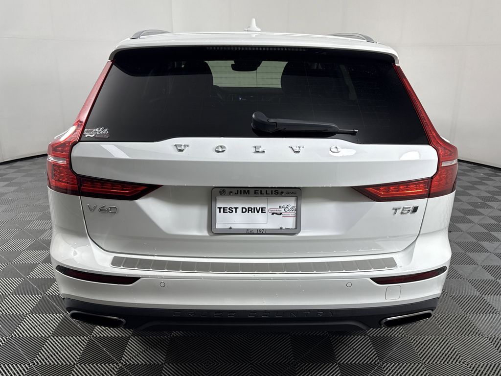 used 2022 Volvo V60 Cross Country car, priced at $31,988