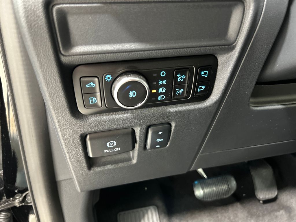 new 2025 Ford F-150 car, priced at $76,096