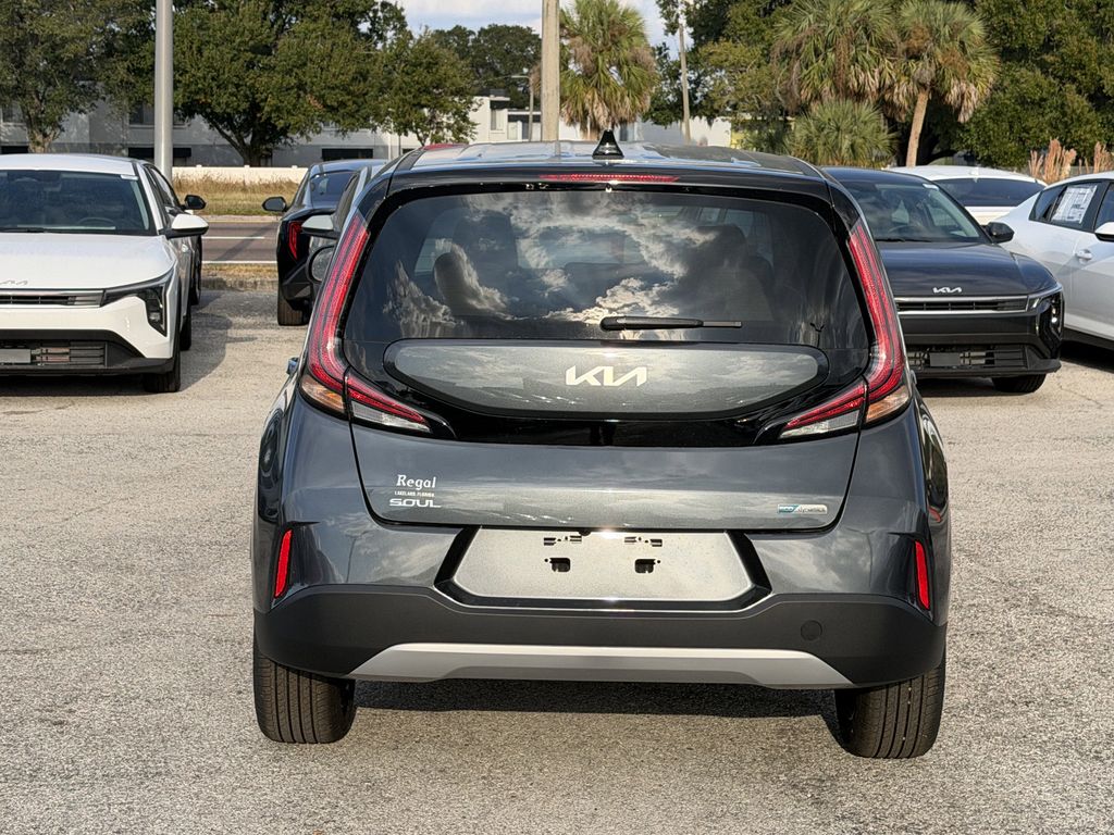 new 2025 Kia Soul car, priced at $25,042