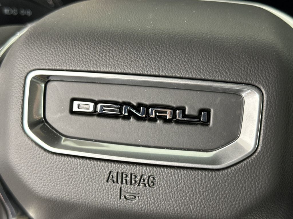 new 2025 GMC Yukon XL car, priced at $98,644